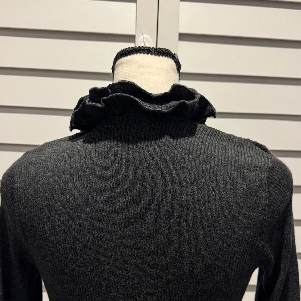 The Limited Gray ribbed ruffle button down V-Neck Sweater - Picture 6 of 11